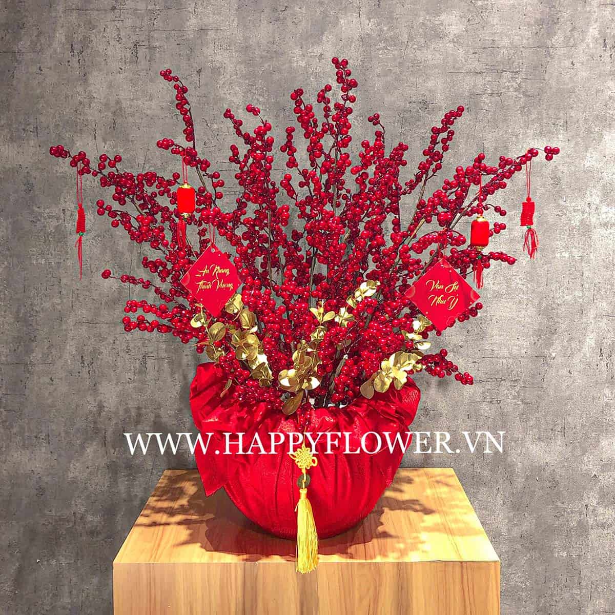 Chậu Đào Đông Tết (Hoa Giả, Trang Trí Luxury Vải Đỏ) | Happy Flower